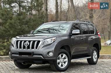 Внедорожник / Кроссовер Toyota Land Cruiser Prado 2017 в Киеве