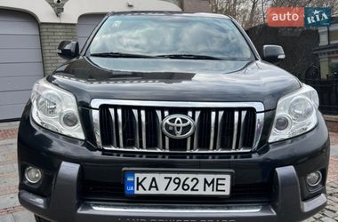 Внедорожник / Кроссовер Toyota Land Cruiser Prado 2010 в Киеве
