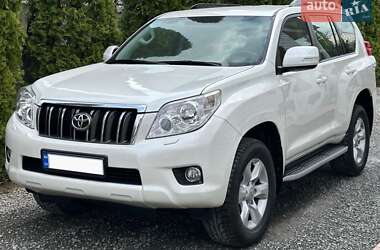Внедорожник / Кроссовер Toyota Land Cruiser Prado 2010 в Кельменцах