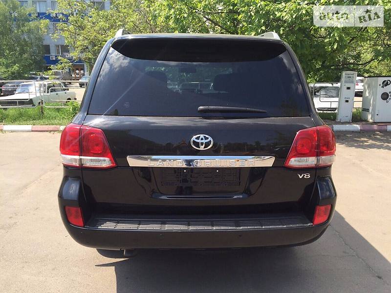 Внедорожник / Кроссовер Toyota Land Cruiser 2011 в Киеве