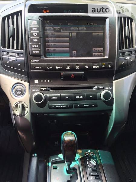 Внедорожник / Кроссовер Toyota Land Cruiser 2011 в Киеве