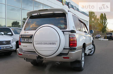 Внедорожник / Кроссовер Toyota Land Cruiser 1999 в Киеве