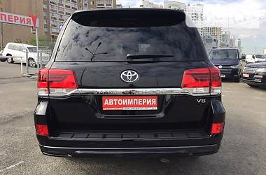 Внедорожник / Кроссовер Toyota Land Cruiser 2017 в Киеве