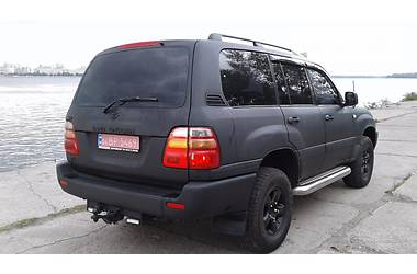 Внедорожник / Кроссовер Toyota Land Cruiser 2001 в Днепре