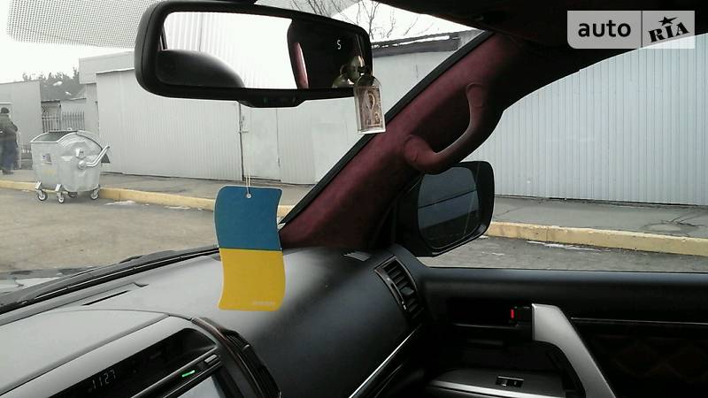 Внедорожник / Кроссовер Toyota Land Cruiser 2011 в Харькове