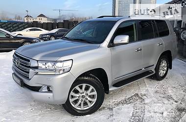 Внедорожник / Кроссовер Toyota Land Cruiser 2018 в Киеве