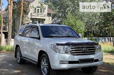 Внедорожник / Кроссовер Toyota Land Cruiser 2011 в Киеве