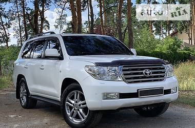 Внедорожник / Кроссовер Toyota Land Cruiser 2011 в Киеве