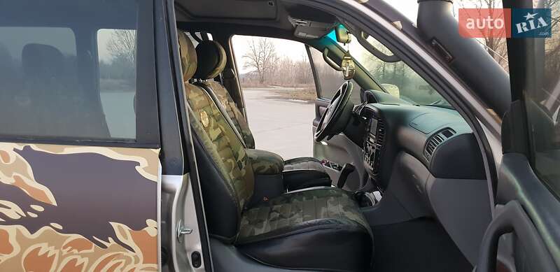 Позашляховик / Кросовер Toyota Land Cruiser 2001 в Києві
