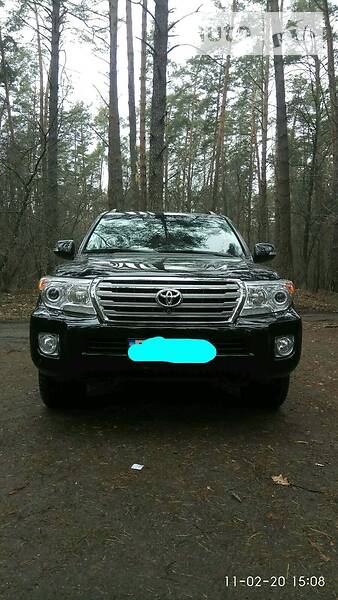 Позашляховик / Кросовер Toyota Land Cruiser 2014 в 