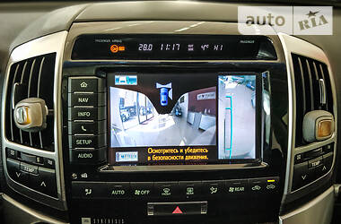 Позашляховик / Кросовер Toyota Land Cruiser 2012 в 