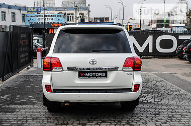 Внедорожник / Кроссовер Toyota Land Cruiser 2014 в Киеве
