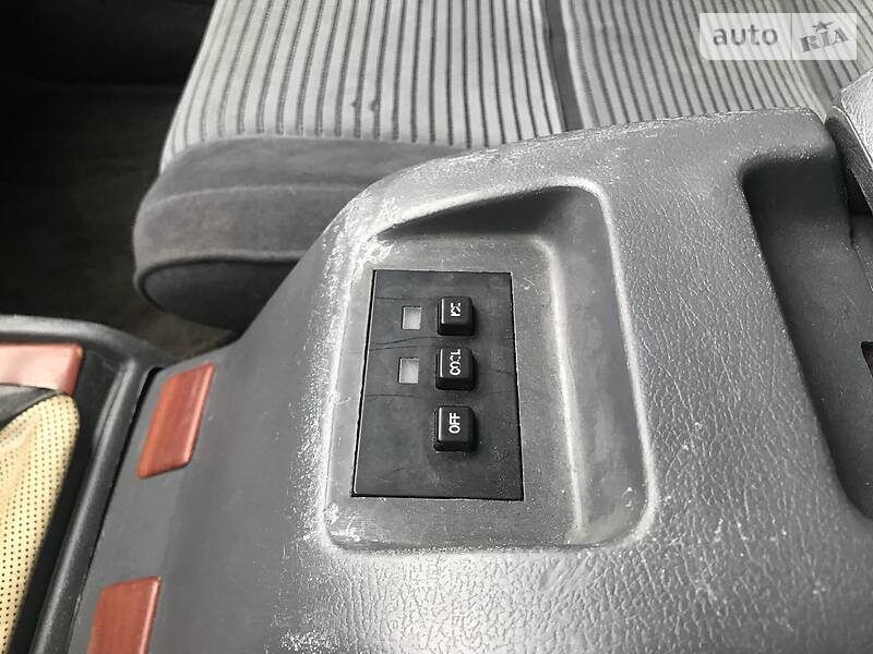 Позашляховик / Кросовер Toyota Land Cruiser 1993 в Одесі