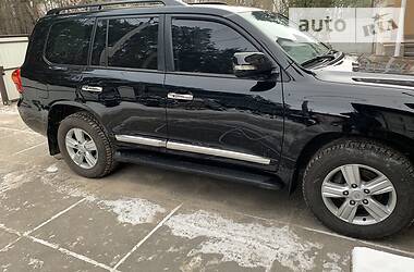 Позашляховик / Кросовер Toyota Land Cruiser 2014 в 