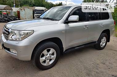 Позашляховик / Кросовер Toyota Land Cruiser 2011 в 