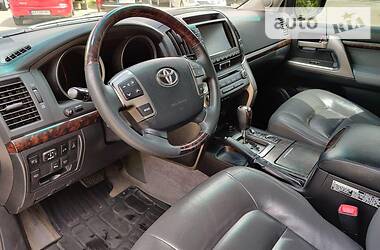 Позашляховик / Кросовер Toyota Land Cruiser 2011 в 