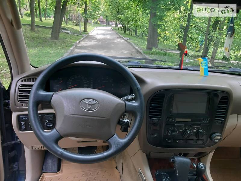 Позашляховик / Кросовер Toyota Land Cruiser 1999 в Житомирі