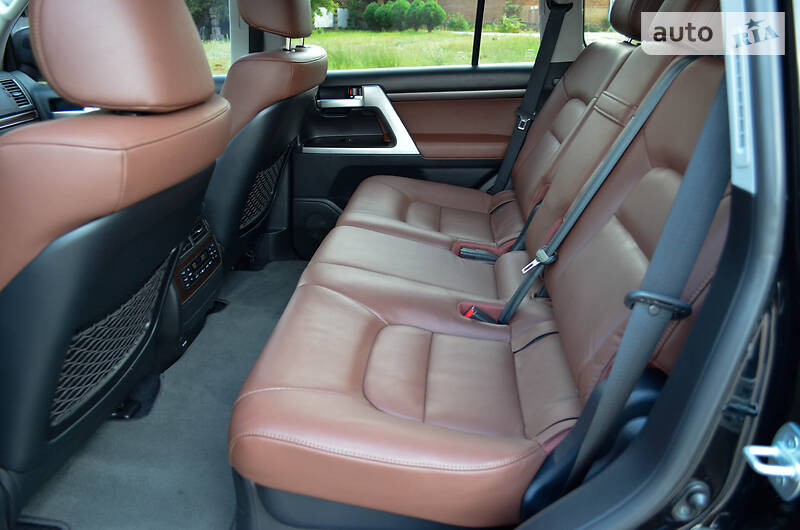 Внедорожник / Кроссовер Toyota Land Cruiser 2016 в Киеве