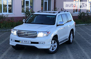 Позашляховик / Кросовер Toyota Land Cruiser 2011 в 