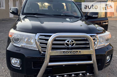 Внедорожник / Кроссовер Toyota Land Cruiser 2012 в Черновцах