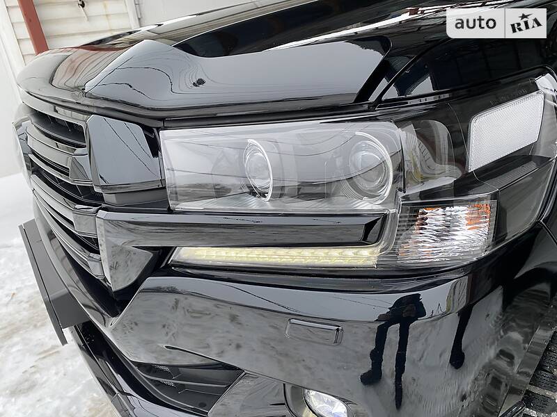 Внедорожник / Кроссовер Toyota Land Cruiser 2017 в Днепре фото 10 Внедорожник / Кроссовер Toyota Land Cruiser 2017 в Днепре