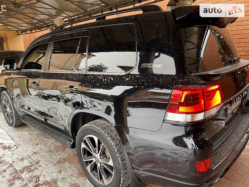 Внедорожник / Кроссовер Toyota Land Cruiser 2017 в Днепре фото 38 Внедорожник / Кроссовер Toyota Land Cruiser 2017 в Днепре