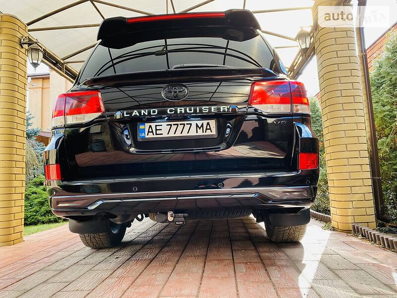 Внедорожник / Кроссовер Toyota Land Cruiser 2017 в Днепре фото 84 Внедорожник / Кроссовер Toyota Land Cruiser 2017 в Днепре