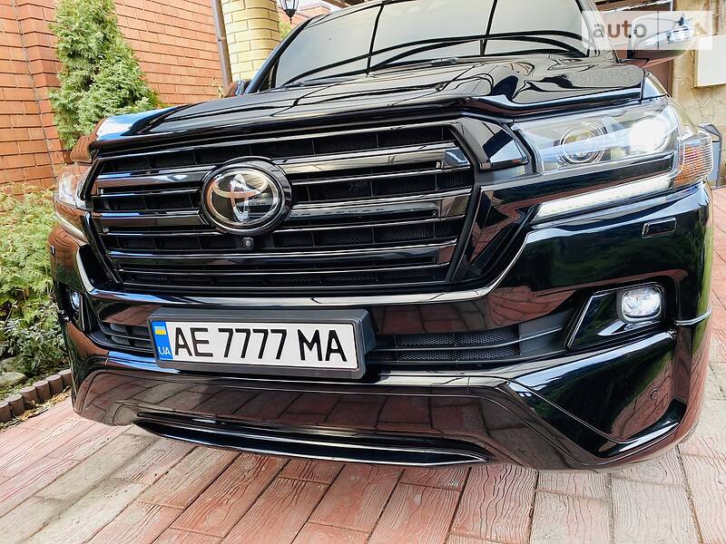 Внедорожник / Кроссовер Toyota Land Cruiser 2017 в Днепре фото 87 Внедорожник / Кроссовер Toyota Land Cruiser 2017 в Днепре
