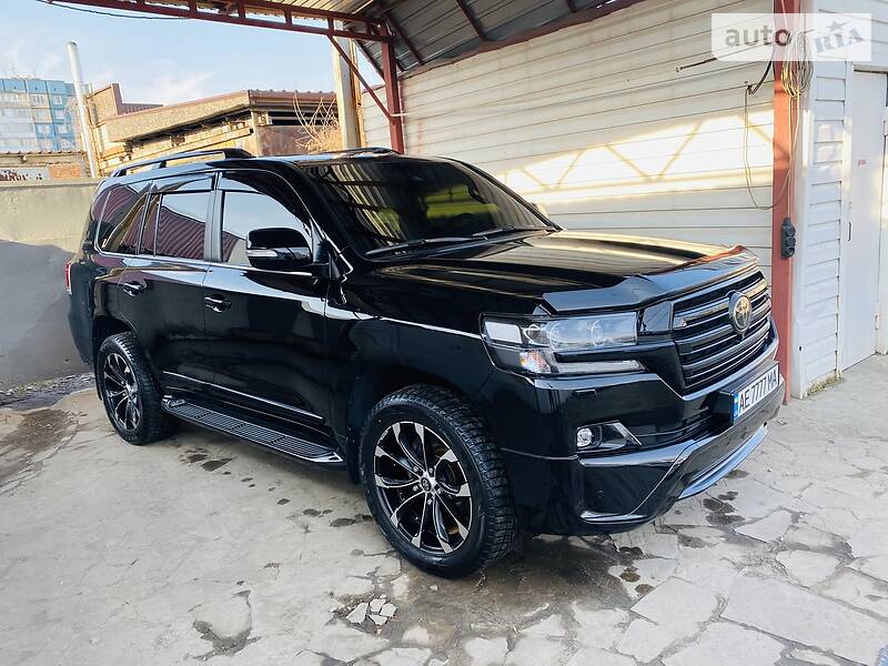 Внедорожник / Кроссовер Toyota Land Cruiser 2017 в Днепре фото 92 Внедорожник / Кроссовер Toyota Land Cruiser 2017 в Днепре
