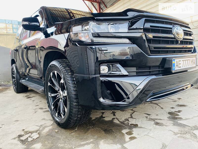 Внедорожник / Кроссовер Toyota Land Cruiser 2017 в Днепре фото 95 Внедорожник / Кроссовер Toyota Land Cruiser 2017 в Днепре