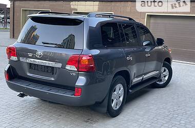 Позашляховик / Кросовер Toyota Land Cruiser 2012 в Одесі