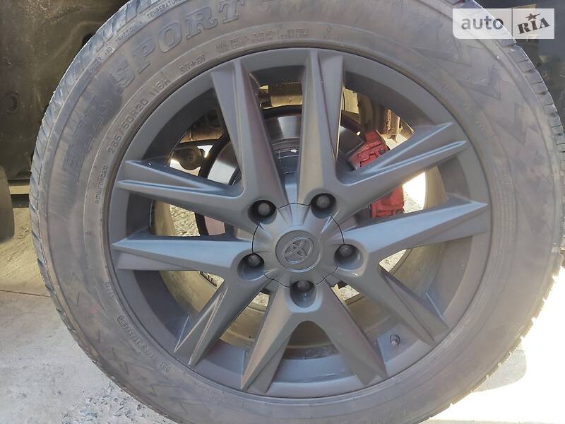 Позашляховик / Кросовер Toyota Land Cruiser 2007 в Києві