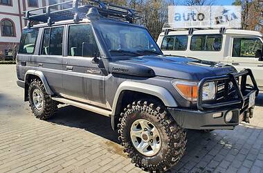 Внедорожник / Кроссовер Toyota Land Cruiser 2014 в Ровно