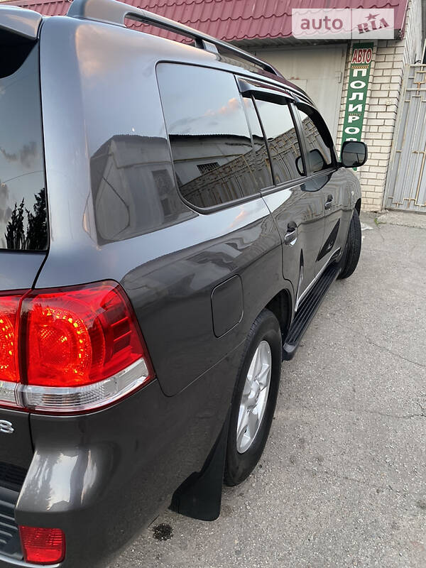 Позашляховик / Кросовер Toyota Land Cruiser 2011 в Львові фото 20 Позашляховик / Кросовер Toyota Land Cruiser 2011 в Львові