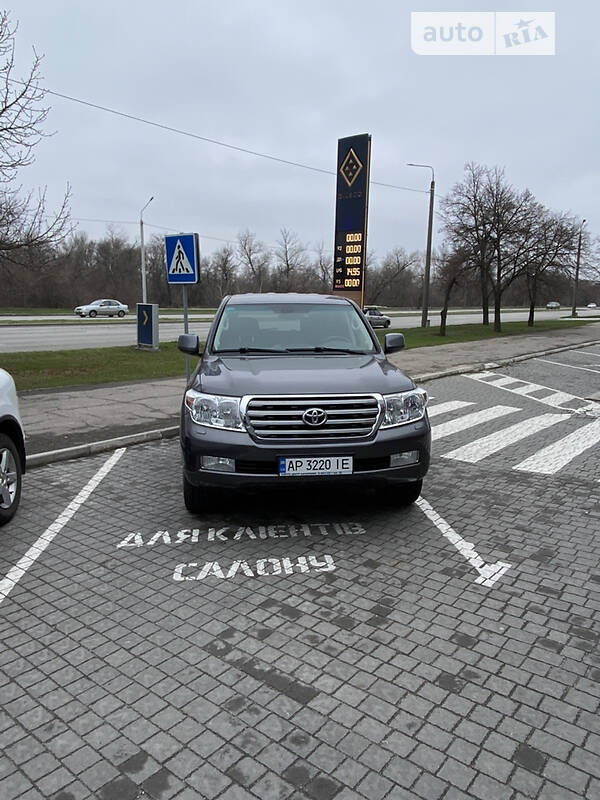 Позашляховик / Кросовер Toyota Land Cruiser 2011 в Львові фото 37 Позашляховик / Кросовер Toyota Land Cruiser 2011 в Львові