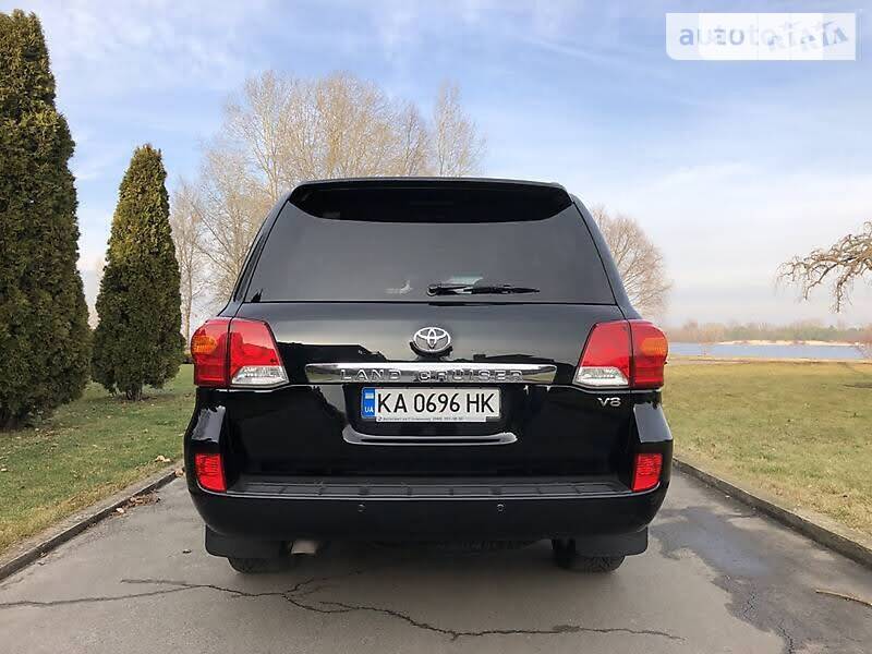 Внедорожник / Кроссовер Toyota Land Cruiser 2013 в Киеве фото 14 Внедорожник / Кроссовер Toyota Land Cruiser 2013 в Киеве