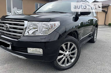 Позашляховик / Кросовер Toyota Land Cruiser 2011 в Дніпрі