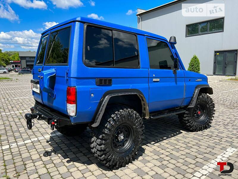 Позашляховик / Кросовер Toyota Land Cruiser 1991 в Івано-Франківську