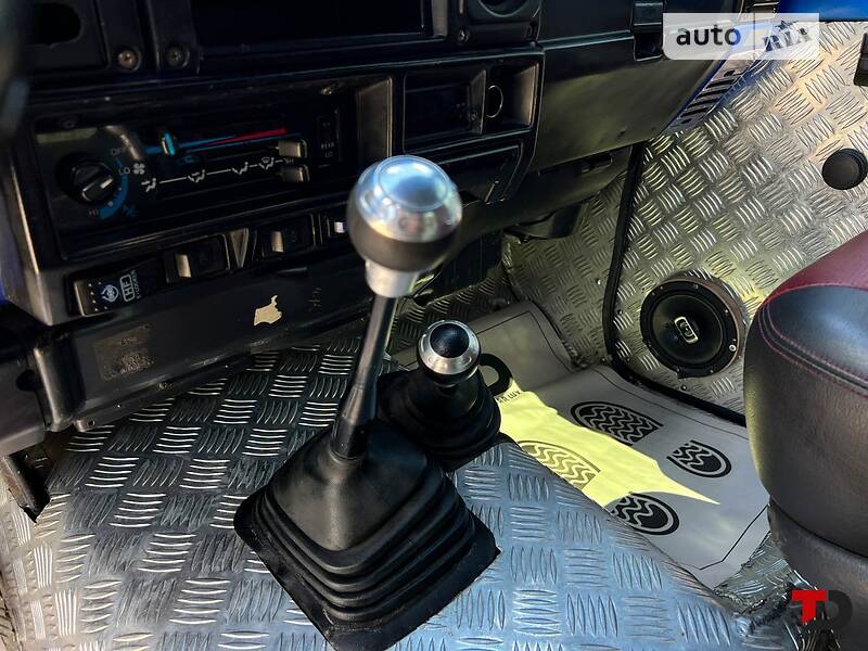 Позашляховик / Кросовер Toyota Land Cruiser 1991 в Івано-Франківську