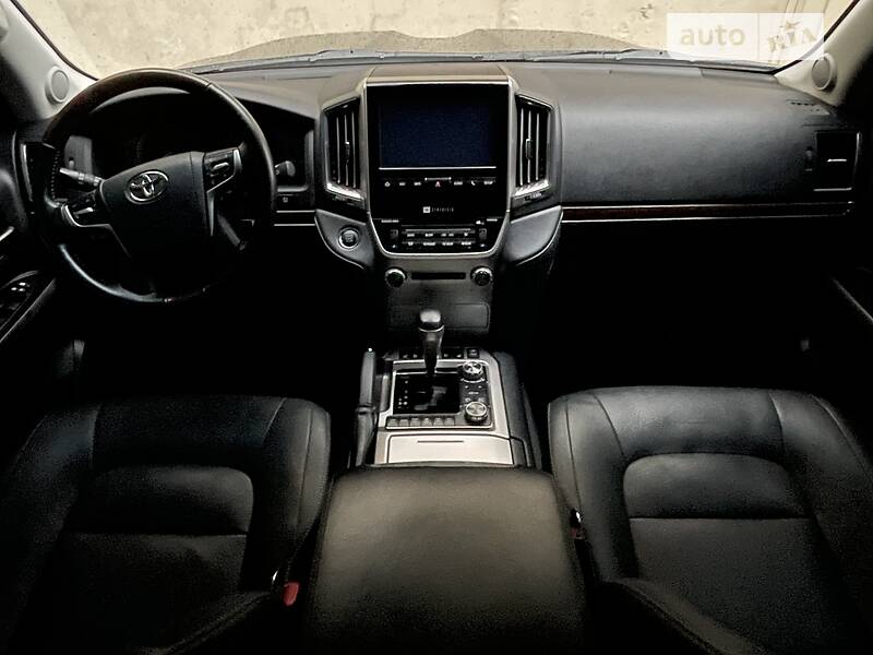 Позашляховик / Кросовер Toyota Land Cruiser 2019 в Києві фото 23 Позашляховик / Кросовер Toyota Land Cruiser 2019 в Києві