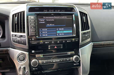 Позашляховик / Кросовер Toyota Land Cruiser 2013 в 