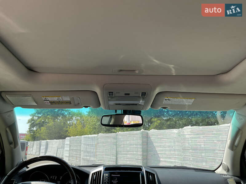 Внедорожник / Кроссовер Toyota Land Cruiser 2013 в Кременчуге