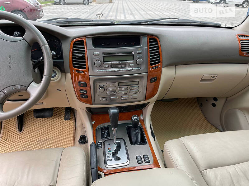 Внедорожник / Кроссовер Toyota Land Cruiser 2004 в Виннице