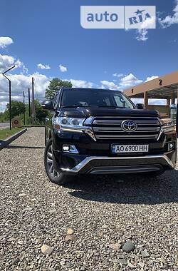 Внедорожник / Кроссовер Toyota Land Cruiser 2018 в Тячеве