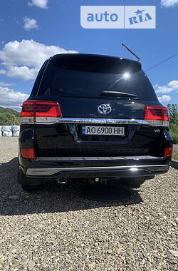 Внедорожник / Кроссовер Toyota Land Cruiser 2018 в Тячеве