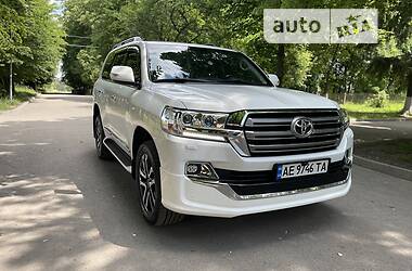 Внедорожник / Кроссовер Toyota Land Cruiser 2017 в Кривом Роге