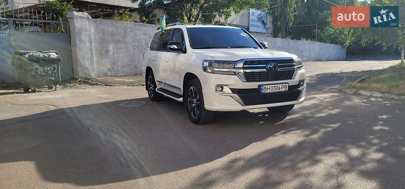 Внедорожник / Кроссовер Toyota Land Cruiser 2013 в Одессе