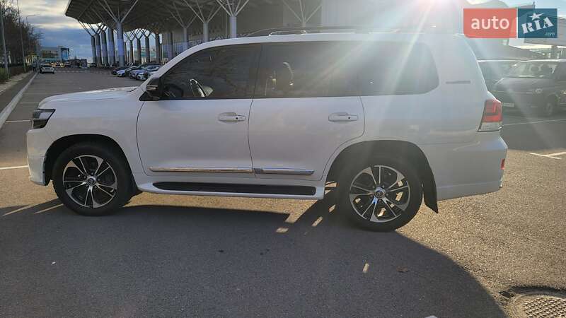 Внедорожник / Кроссовер Toyota Land Cruiser 2013 в Одессе