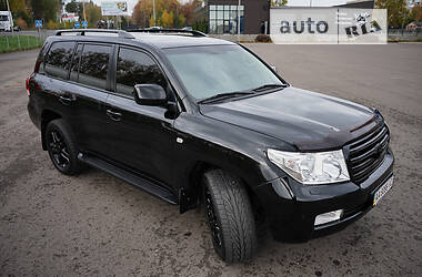 Позашляховик / Кросовер Toyota Land Cruiser 2011 в Ковелі