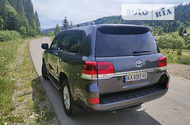 Внедорожник / Кроссовер Toyota Land Cruiser 2020 в Бориславе